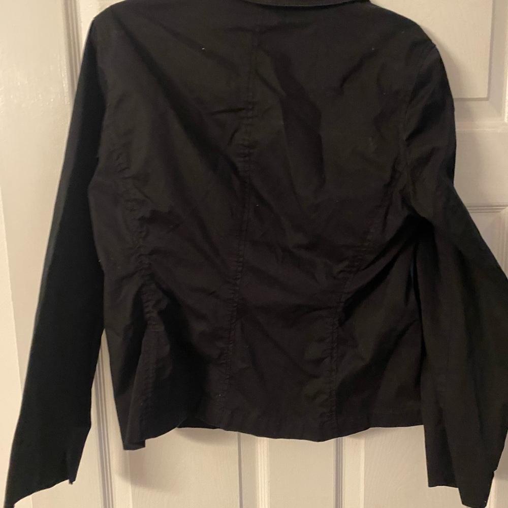 Blazer - Picture 3 of 4